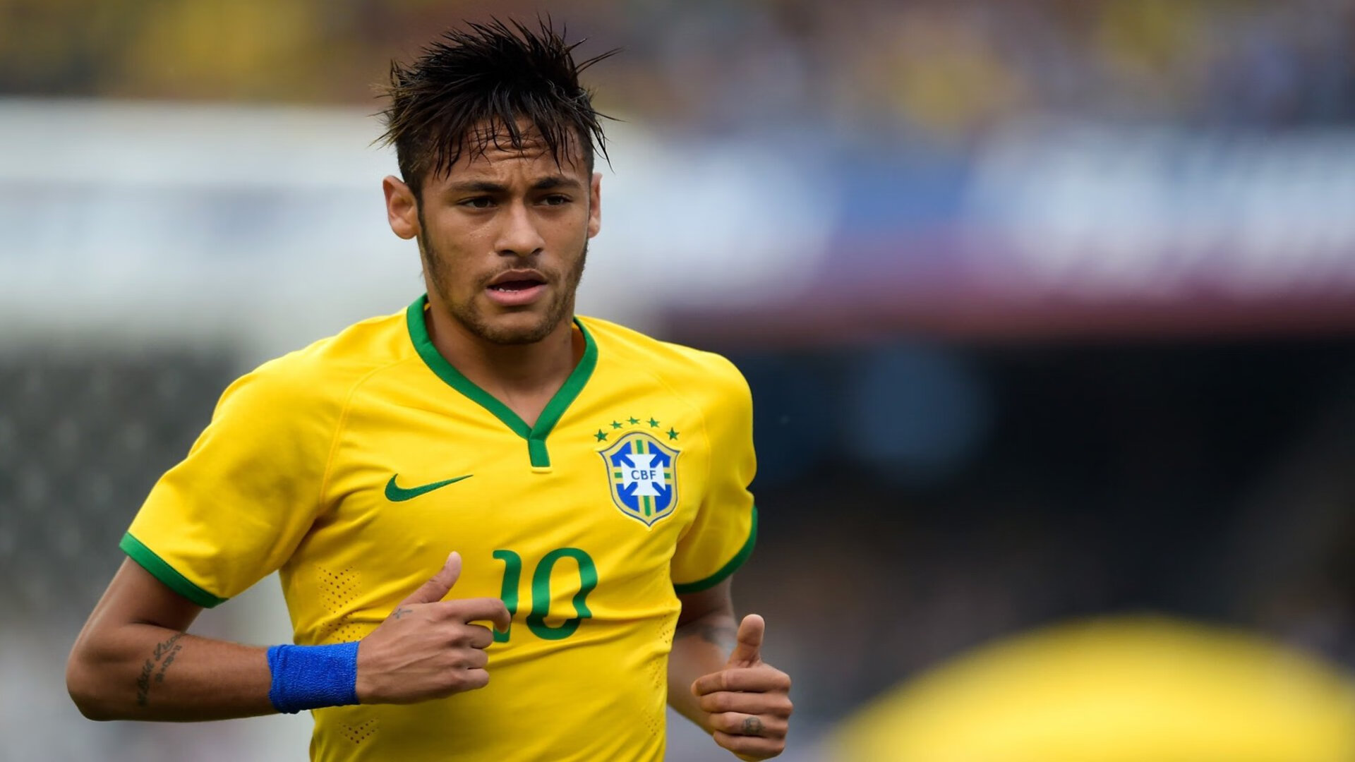 中超联赛国足战平 球迷分析防线表现,中超国足比拼